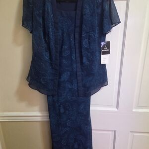 Elegant Blue Paisley Dress